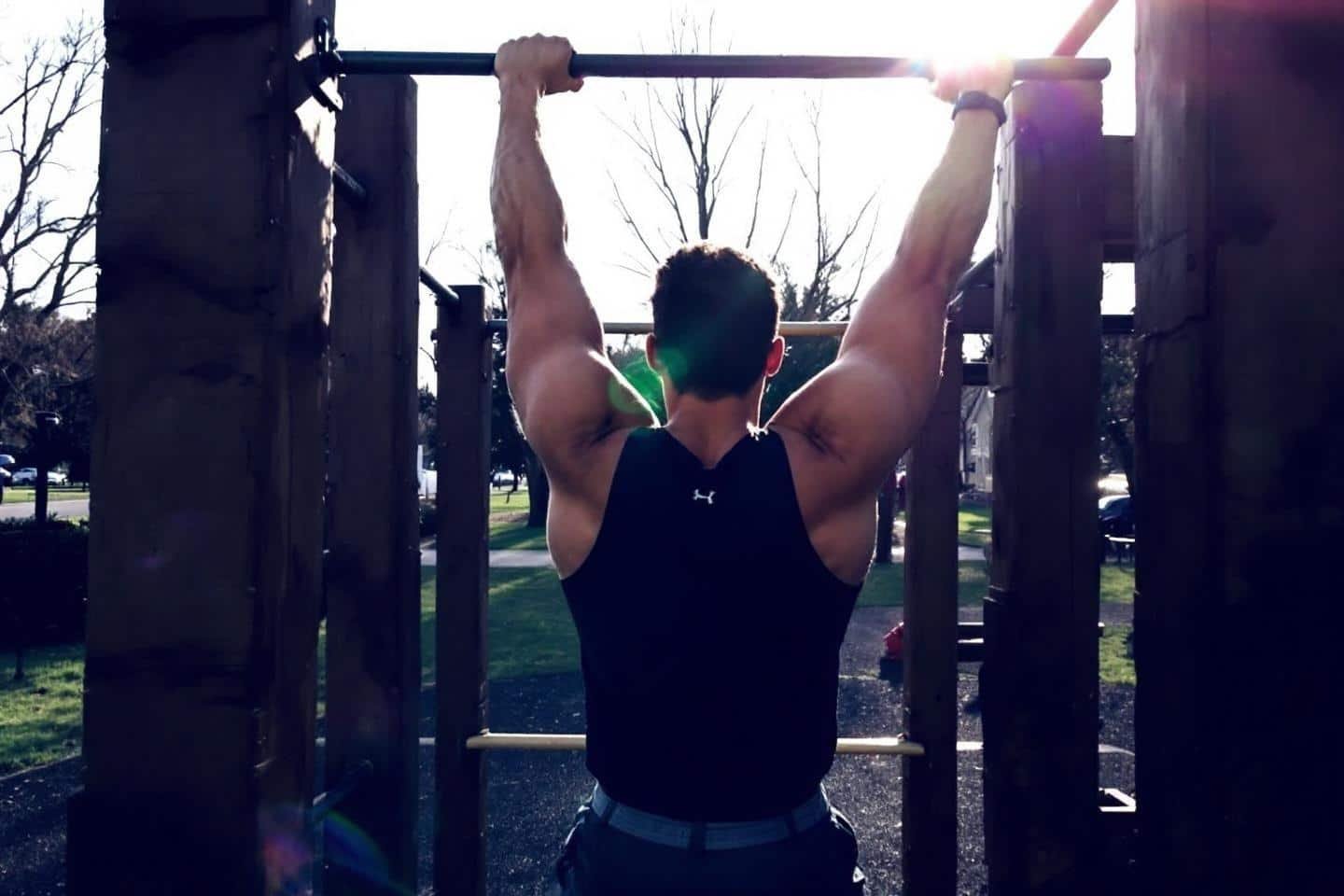 Muscle up progression débutant : guide complet et exercices